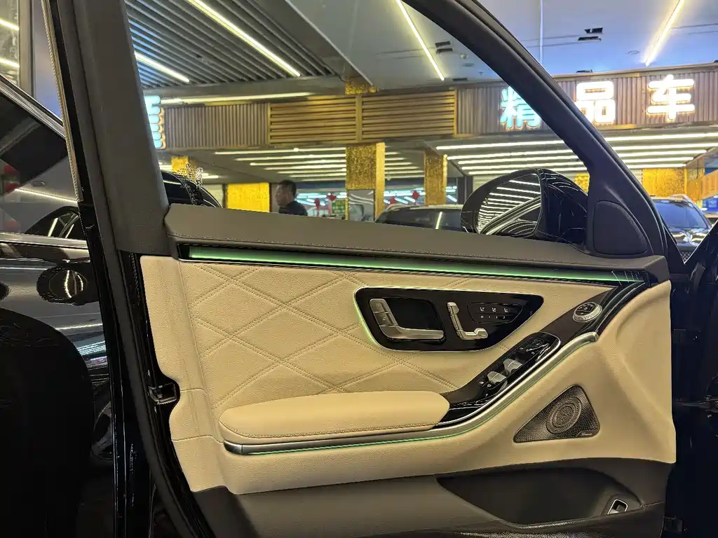 Mercedes-Benz Maybach S-Класс 2024