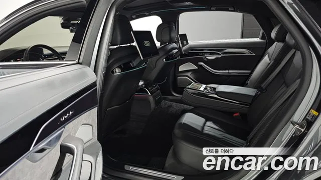 Audi A8 2021