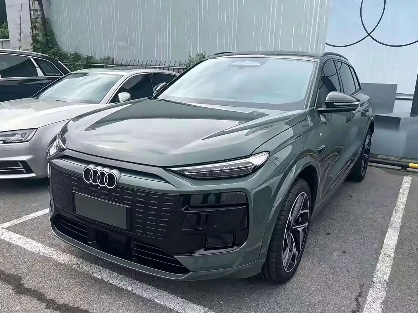 Audi e-tron 2025