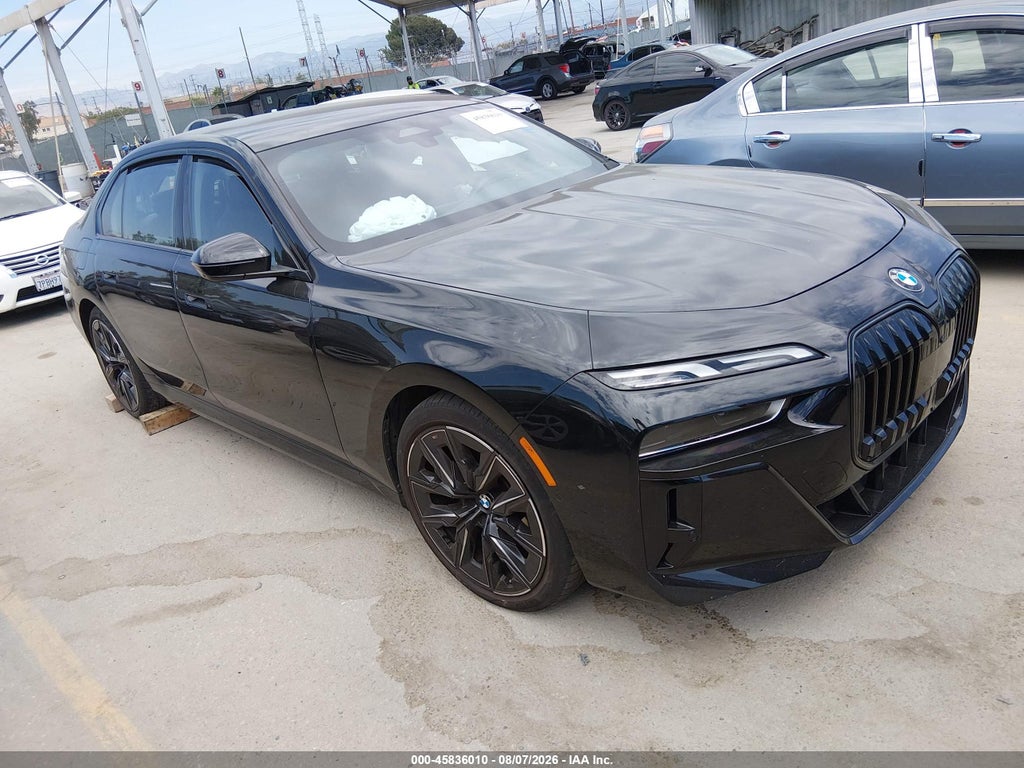 BMW 740 2025