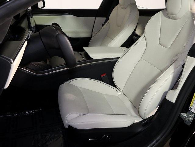 Tesla Model S 2023