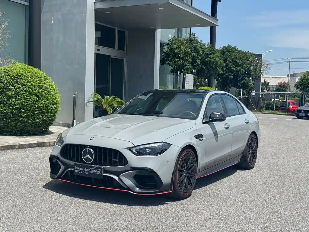 Mercedes-Benz C-Класс 2025
