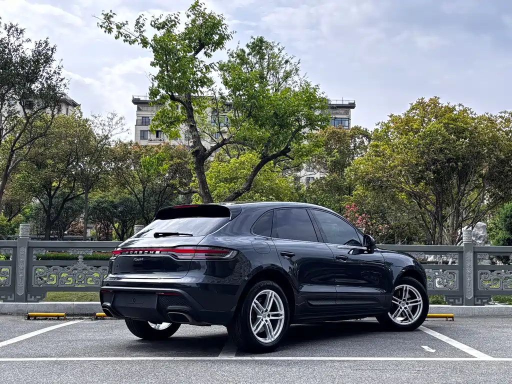 Porsche Macan 2023