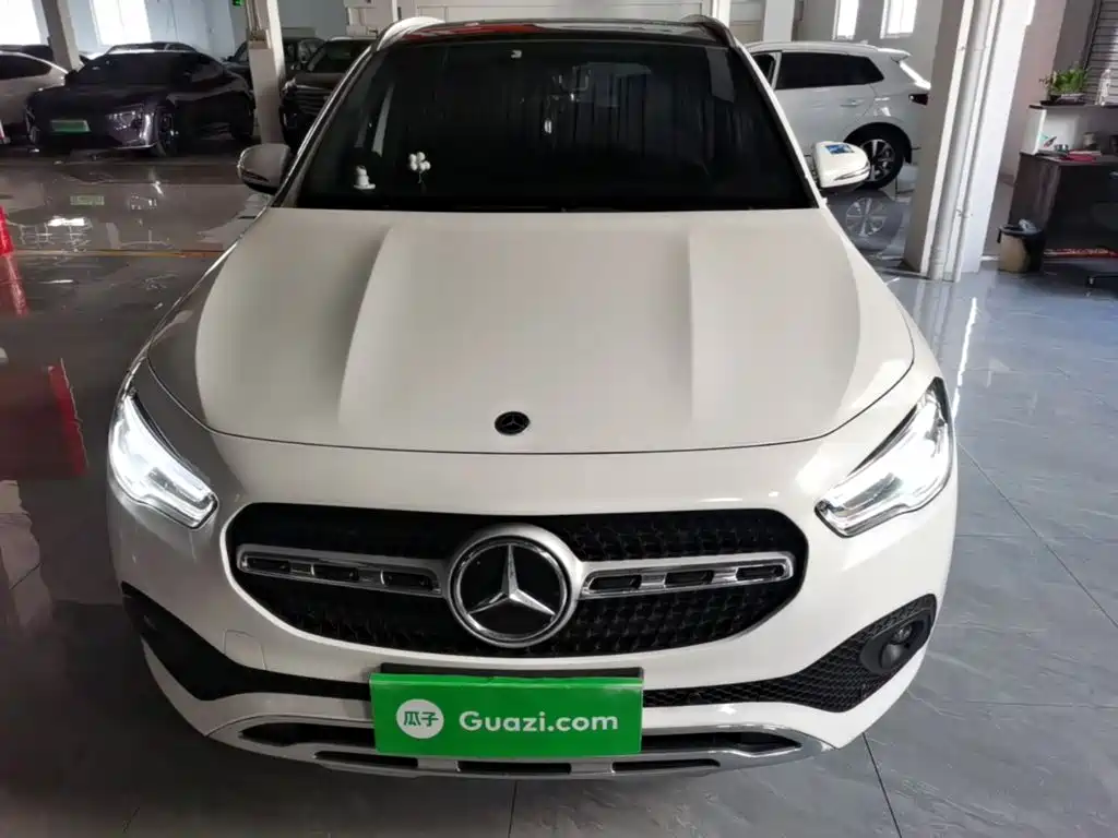 Mercedes-Benz GLA 2021