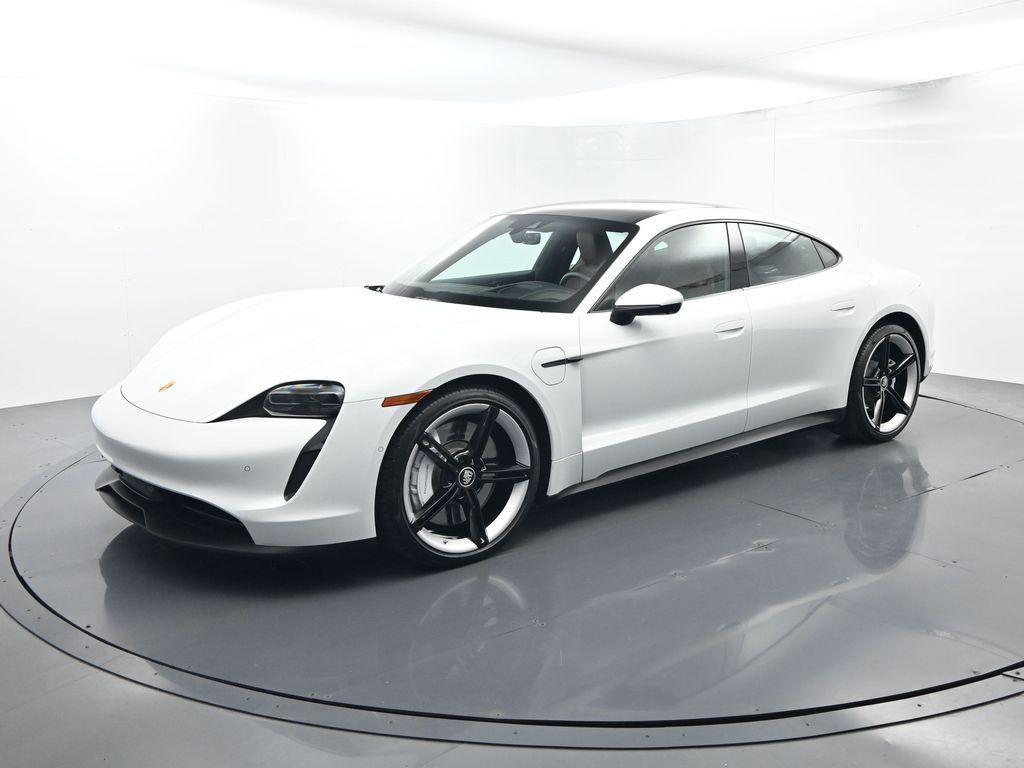 Porsche Taycan 2023