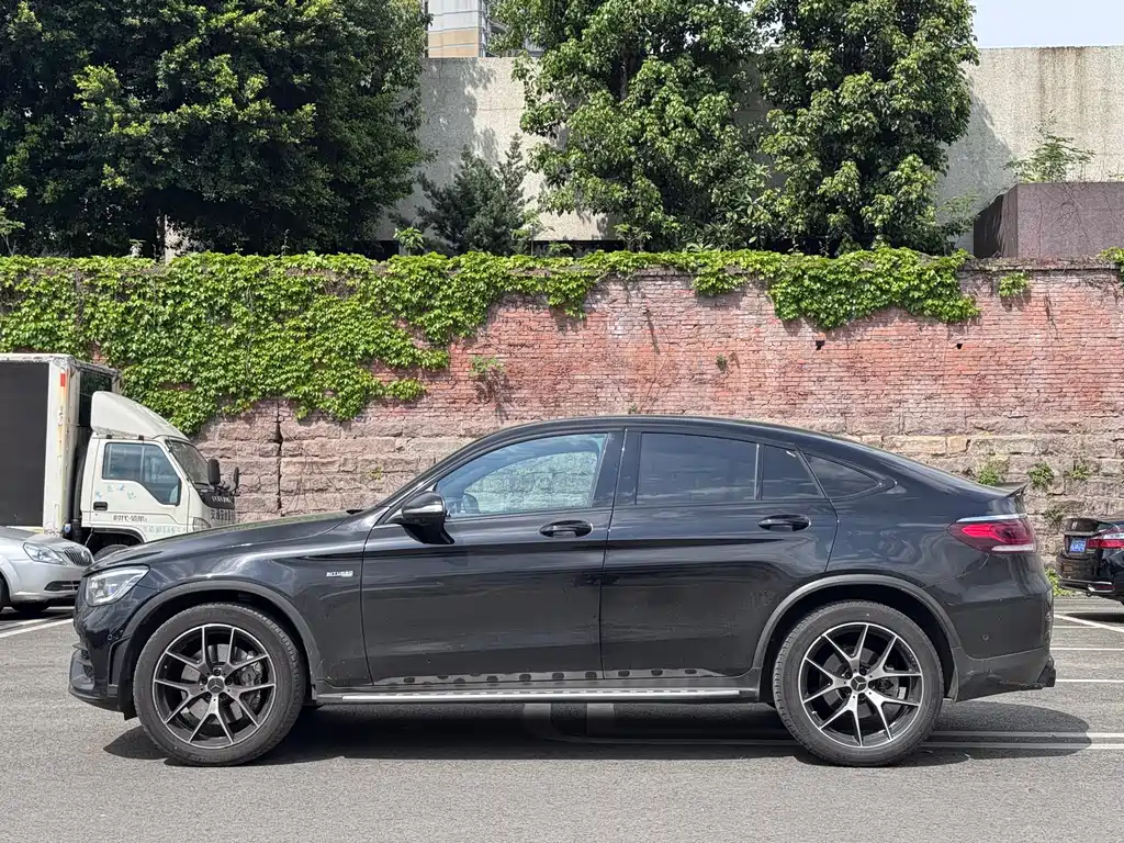 Mercedes-Benz GLC Coupe AMG 2021