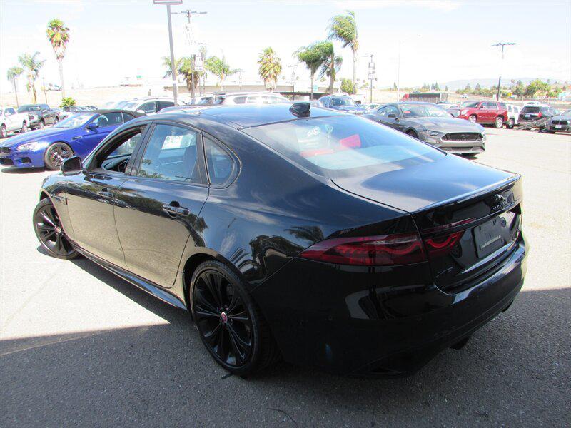 Jaguar XF 2021