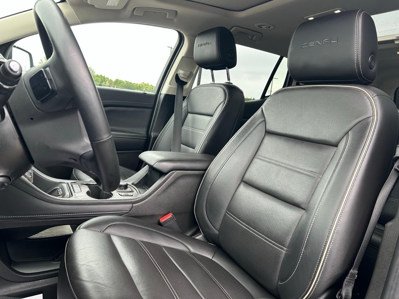 GMC Acadia 2023
