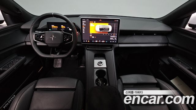 Polestar 4 2025