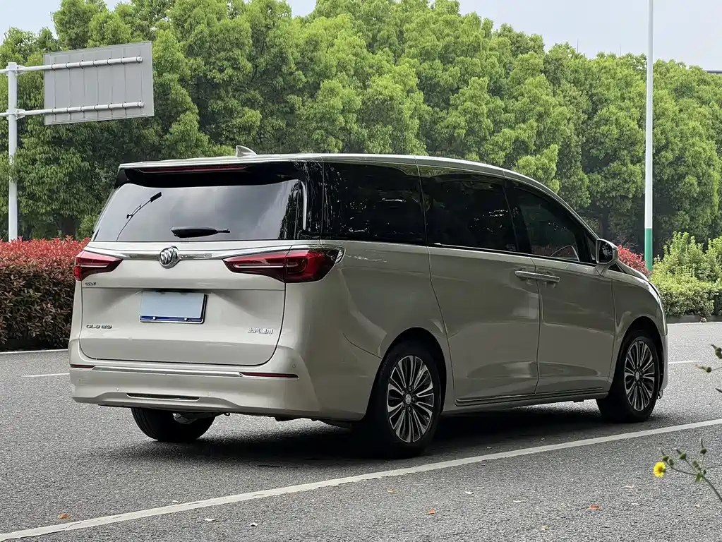 Buick GL8 2022