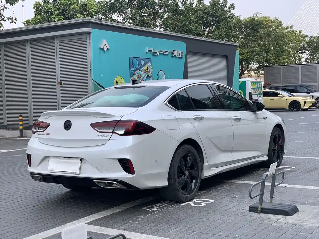 Buick Regal 2022