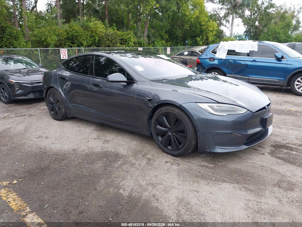 Tesla Model S 2021