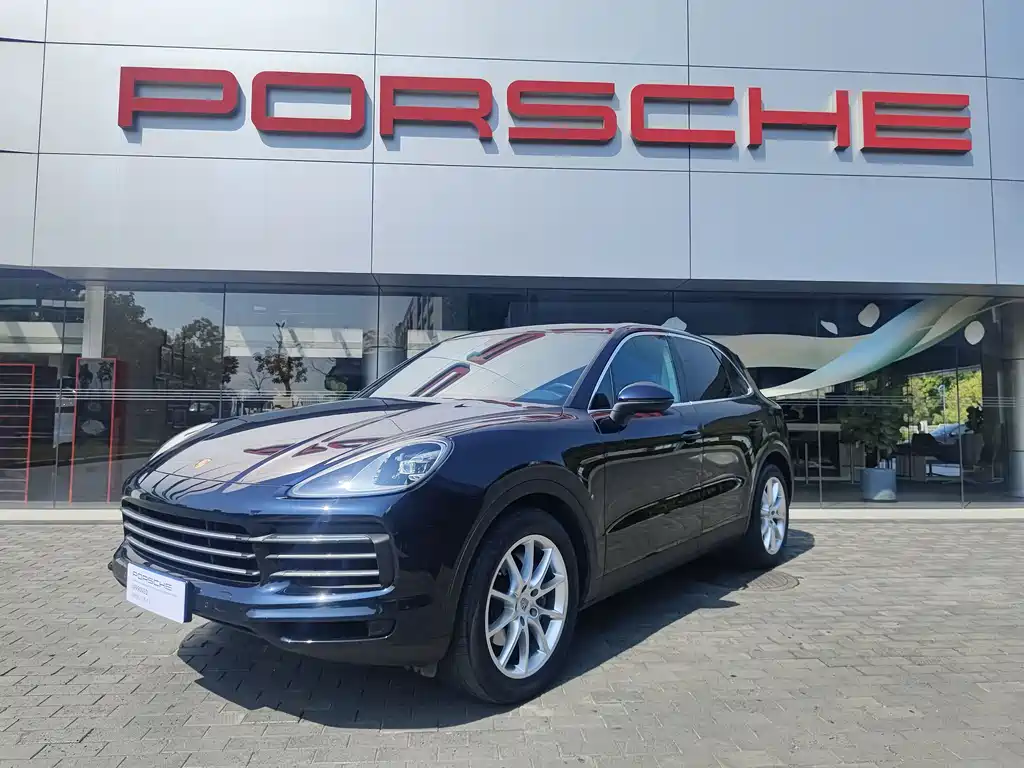 Porsche Cayenne 2021