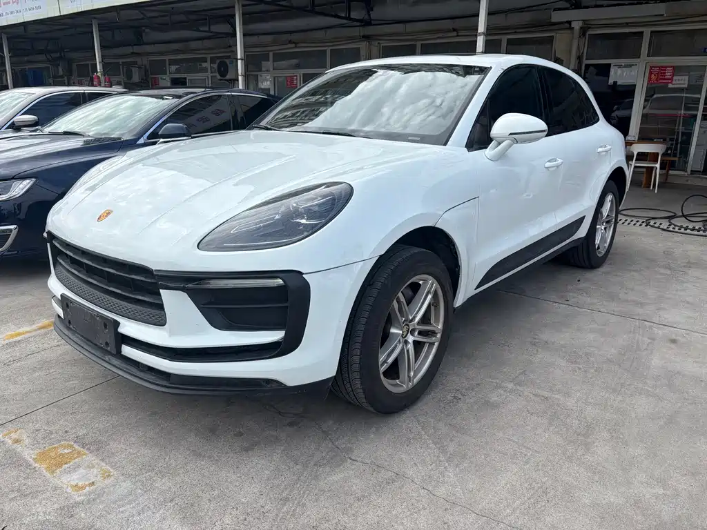 Porsche Macan 2024