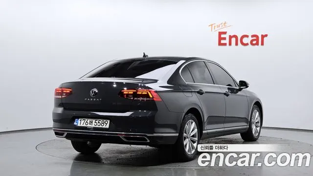 Volkswagen Passat 2021