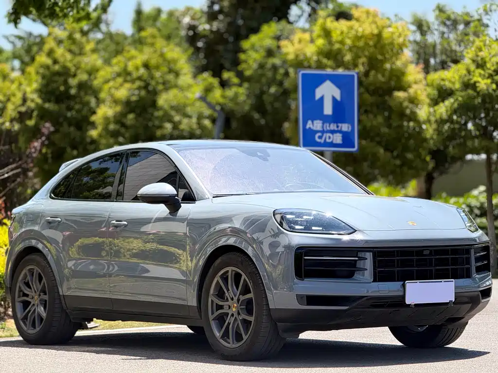 Porsche Cayenne 2024