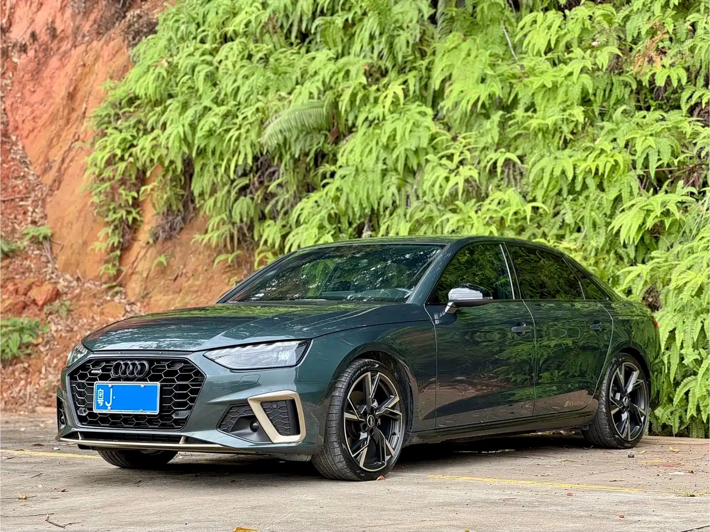 Audi A4 2024