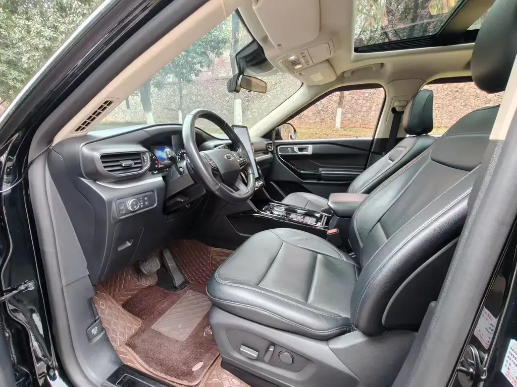 Ford Explorer 2021