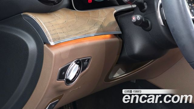 Mercedes-Benz E-Класс 2022