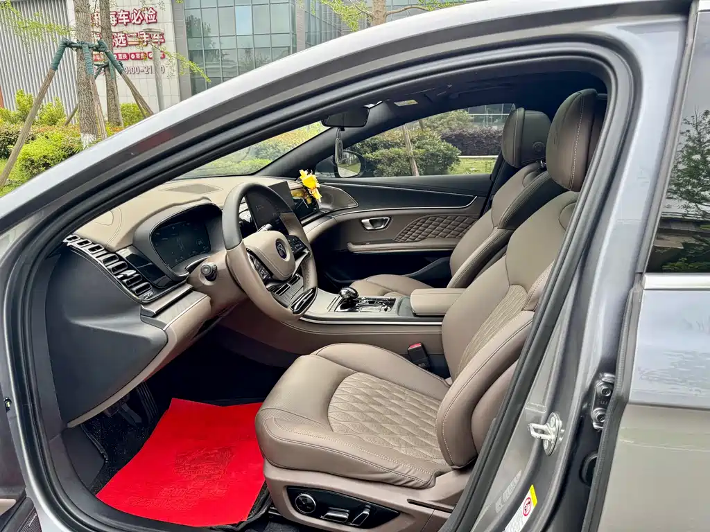 BYD Han 2024