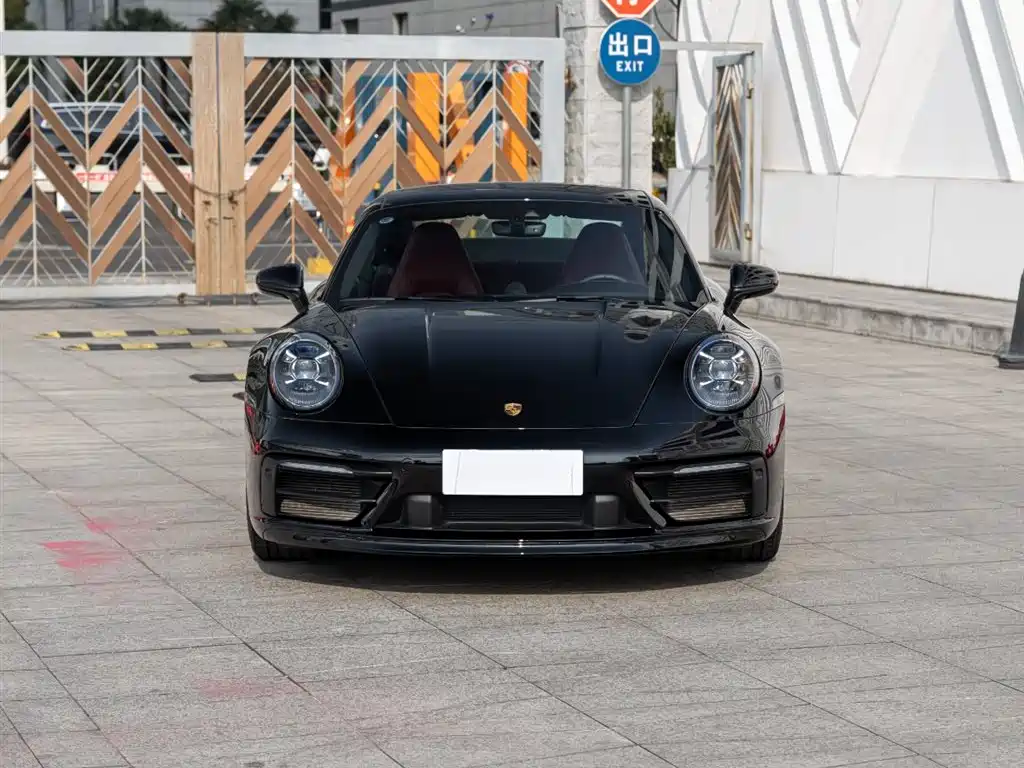 Porsche 911 2021