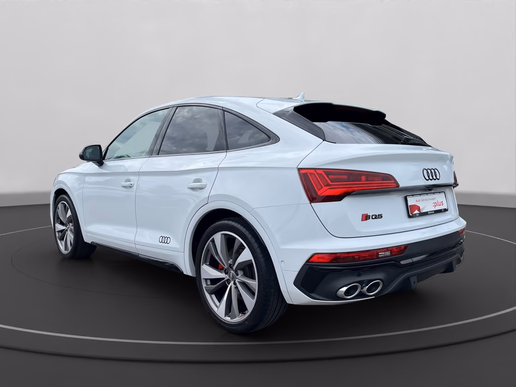 Audi SQ5 2022