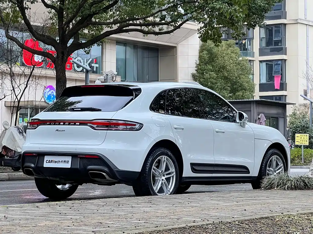 Porsche Macan 2023