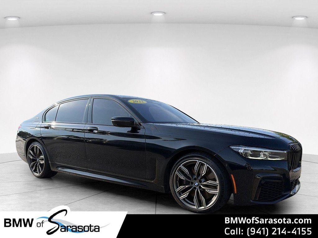 BMW M760 2022