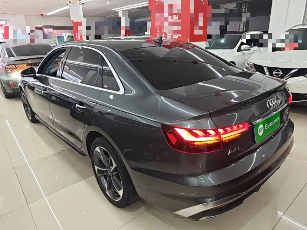 Audi A4 2024