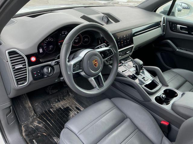 Porsche Cayenne 2023