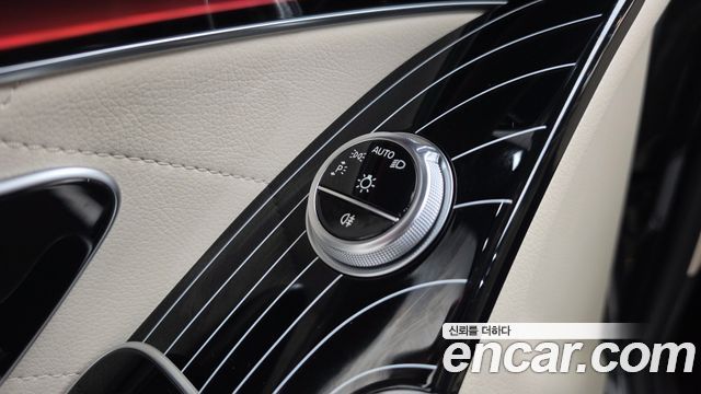 Mercedes-Benz S-Класс 2023