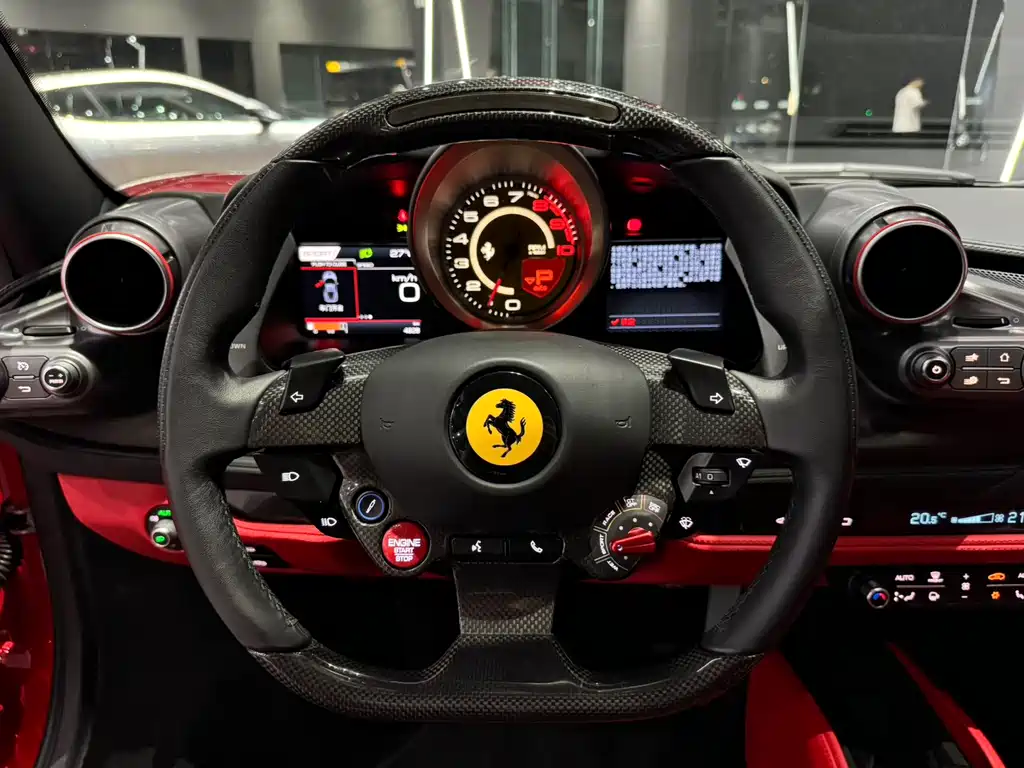 Ferrari F8 2020