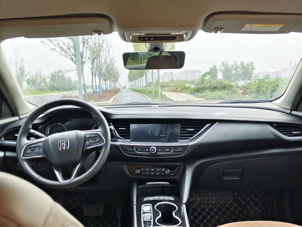 Buick Regal 2024
