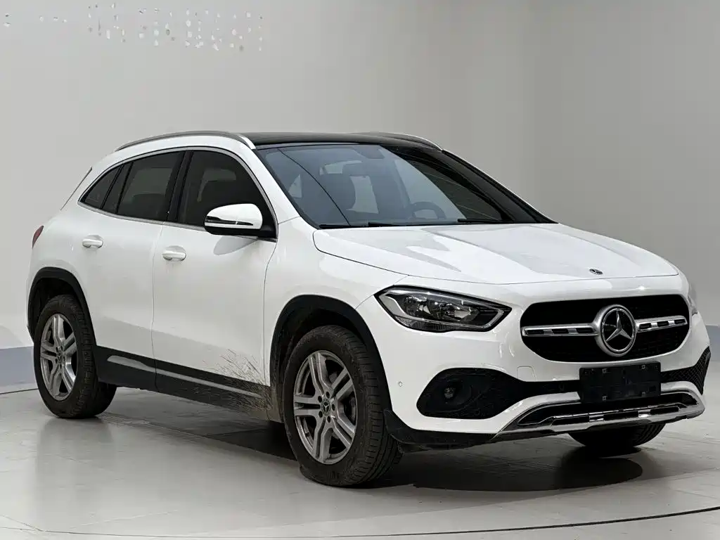 Mercedes-Benz GLA 2021