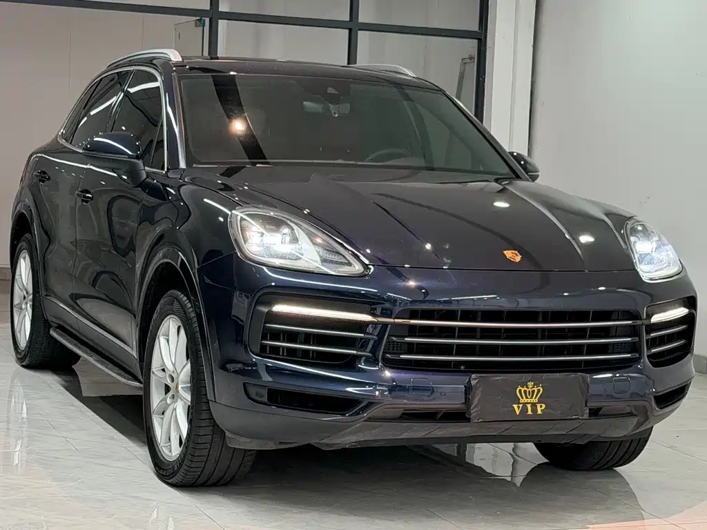 Porsche Cayenne 2022