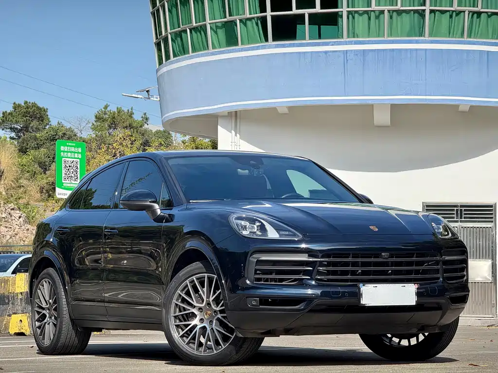 Porsche Cayenne 2022