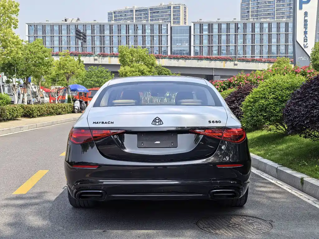Mercedes-Benz Maybach S-Класс 2023