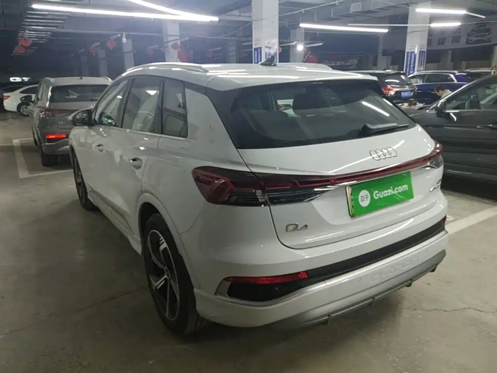 Audi Q4 e-tron 2025