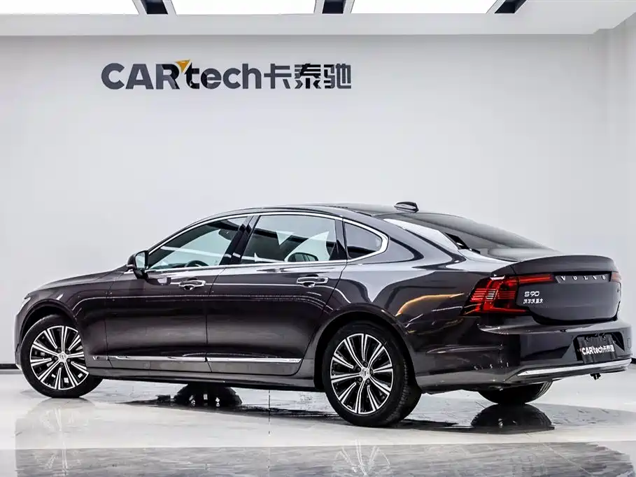 Volvo S90 2021