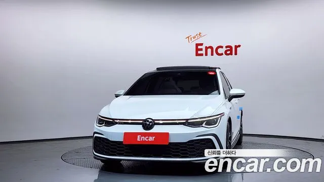 Volkswagen Golf 2024
