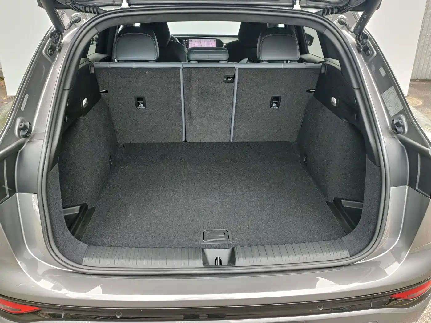 Audi e-tron 2025