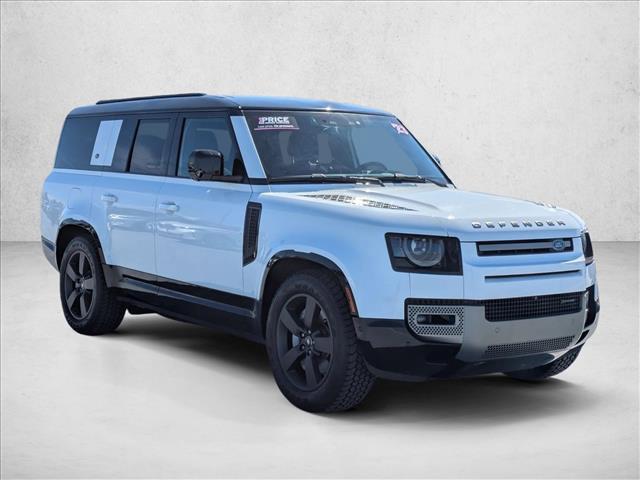 Land Rover Defender 2023