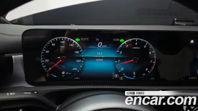 Mercedes-Benz CLA 2021