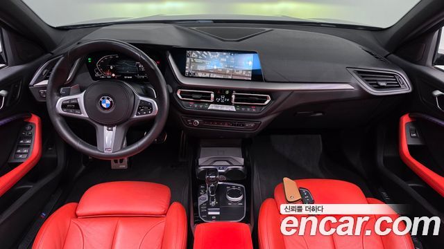 BMW 1 серии 2021