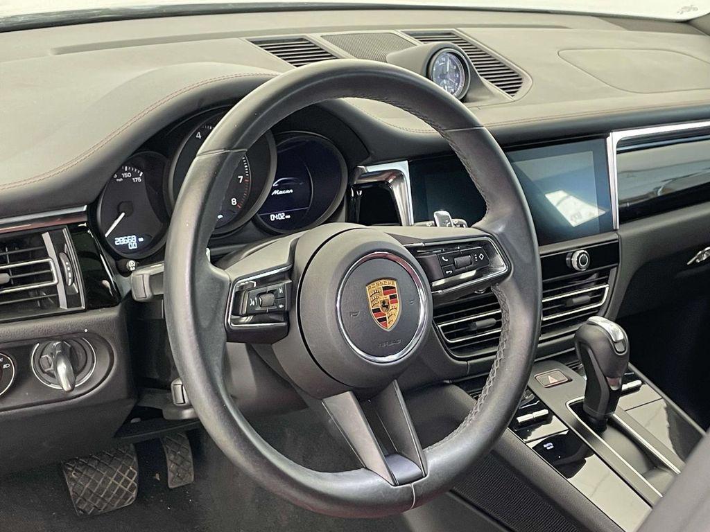 Porsche Macan 2023