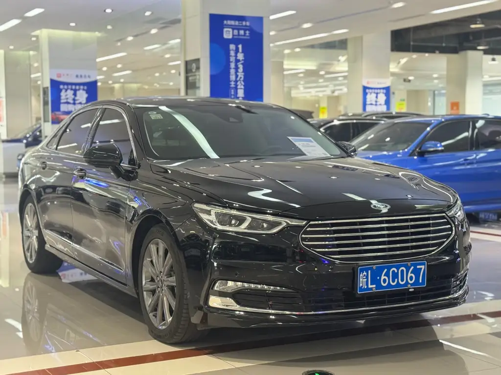 Ford Taurus 2021