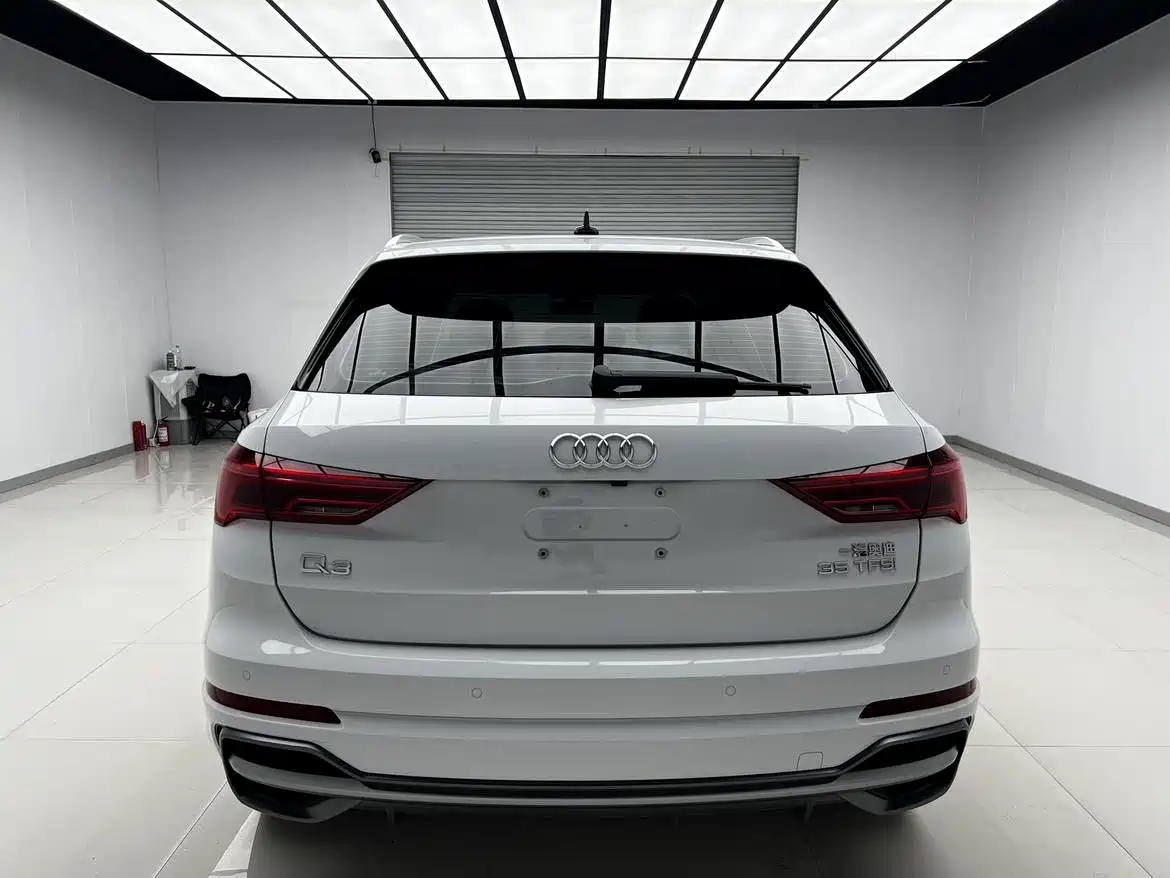 Audi Q3 2021