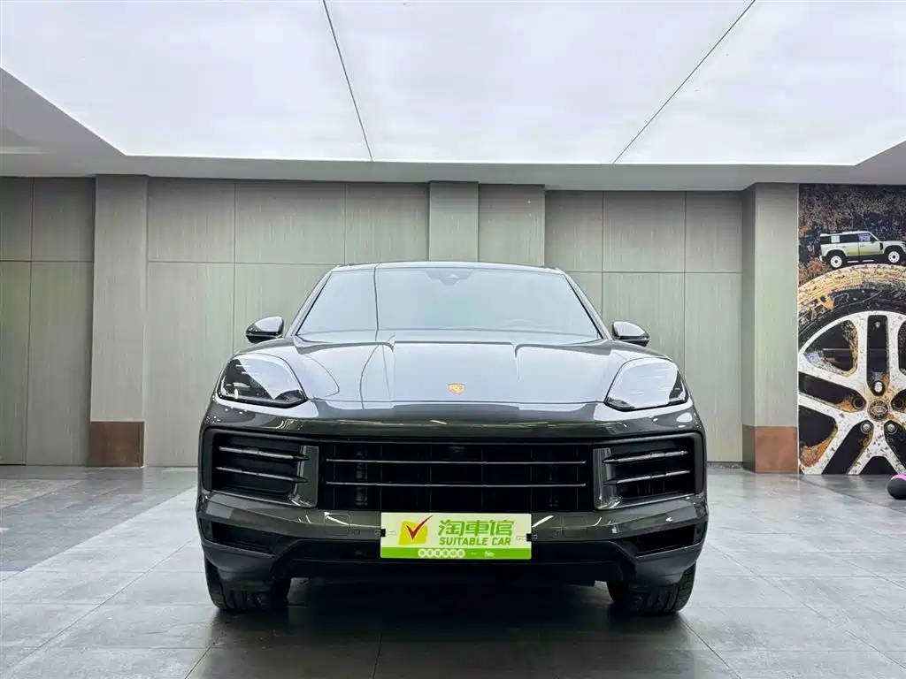 Porsche Cayenne 2023