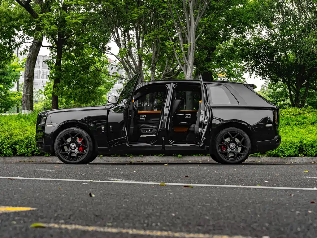 Rolls-Royce Cullinan 2021