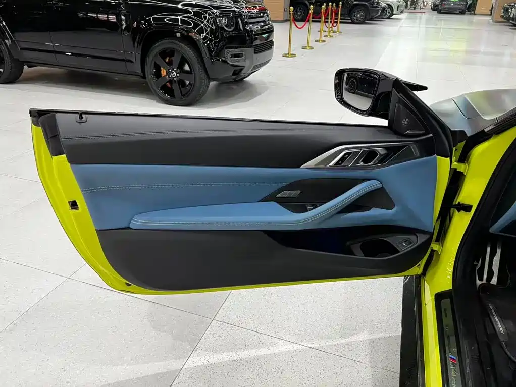 BMW M4 2022